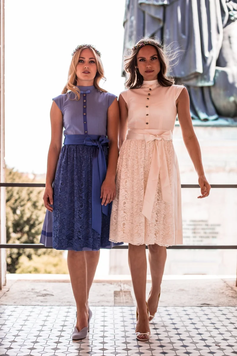 HOCHZEITSDIRNDL LACE AND BOW CREME
