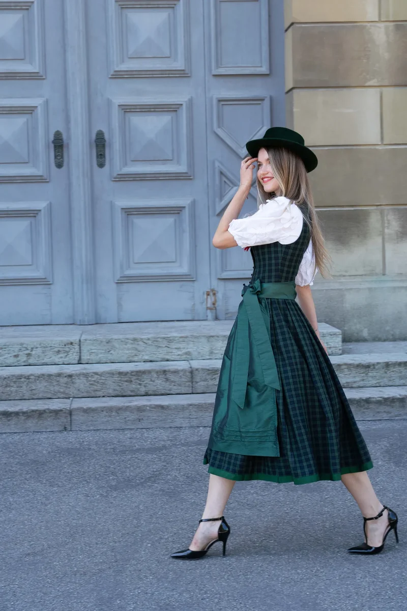 KARO DIRNDL TARTAN LOVE DUNKELBLAU/ TANNENGRÜN