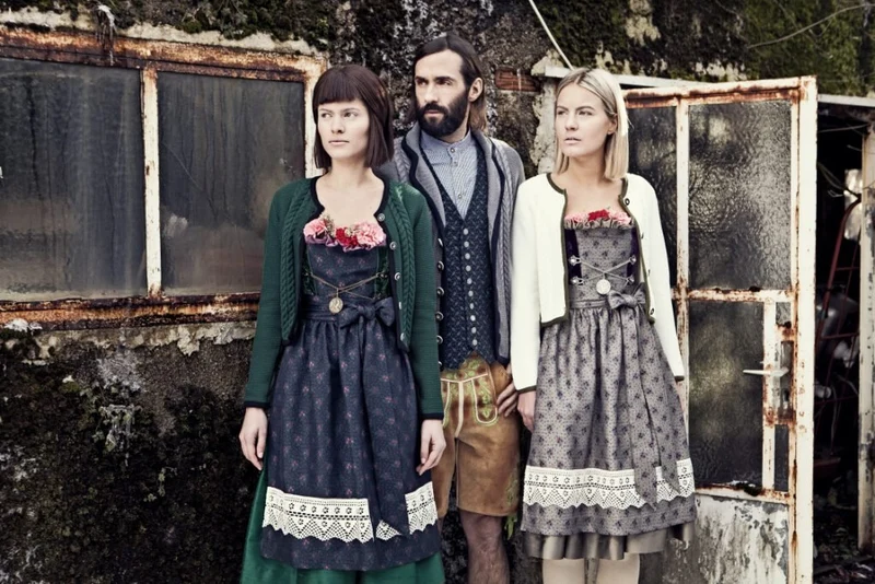 SEIDENDIRNDL PERGOLA TAUPE/SCHLAMM