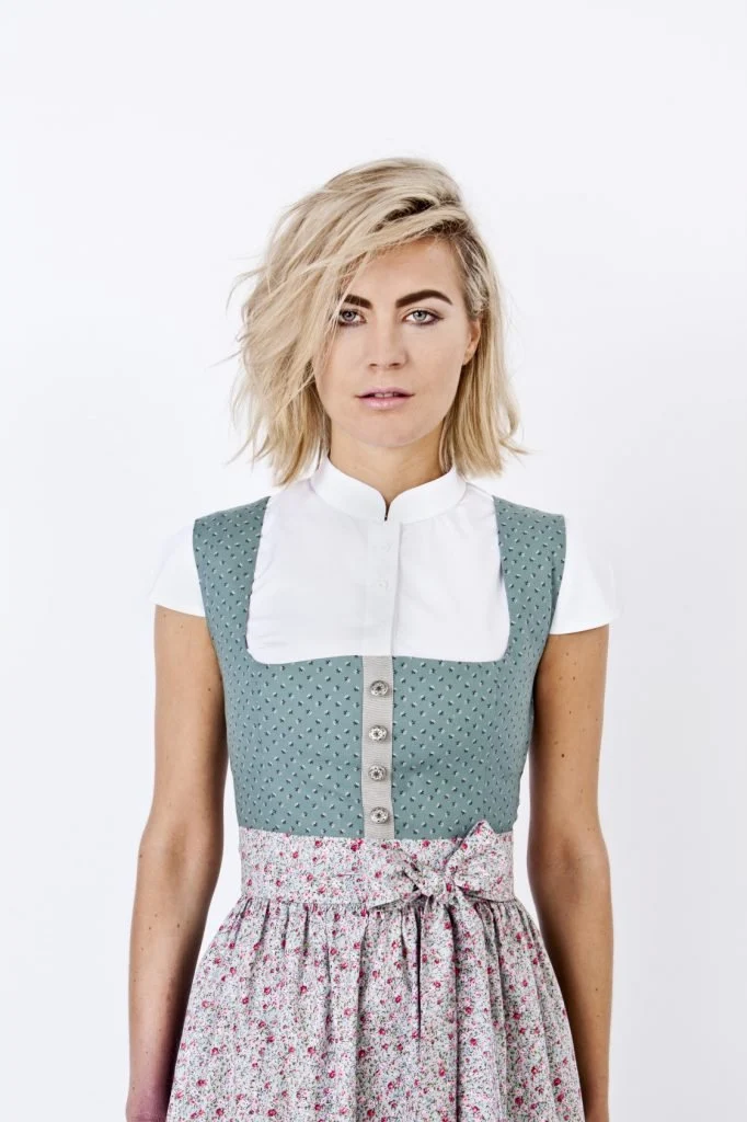 DIRNDLBLUSE JANINA STEHKRAGEN WEISS