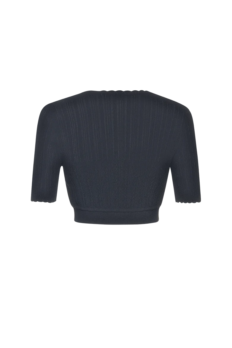 Elastischer Pulli
