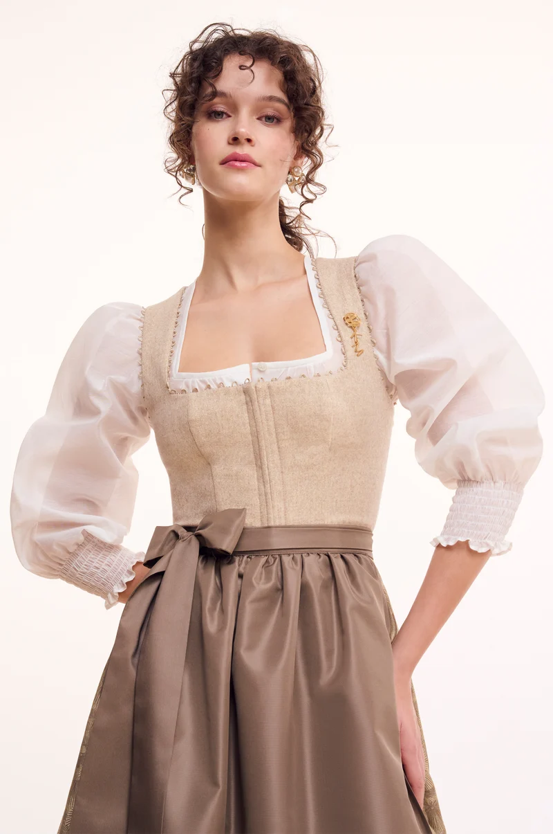 Dirndlbluse Lorina in Weiß