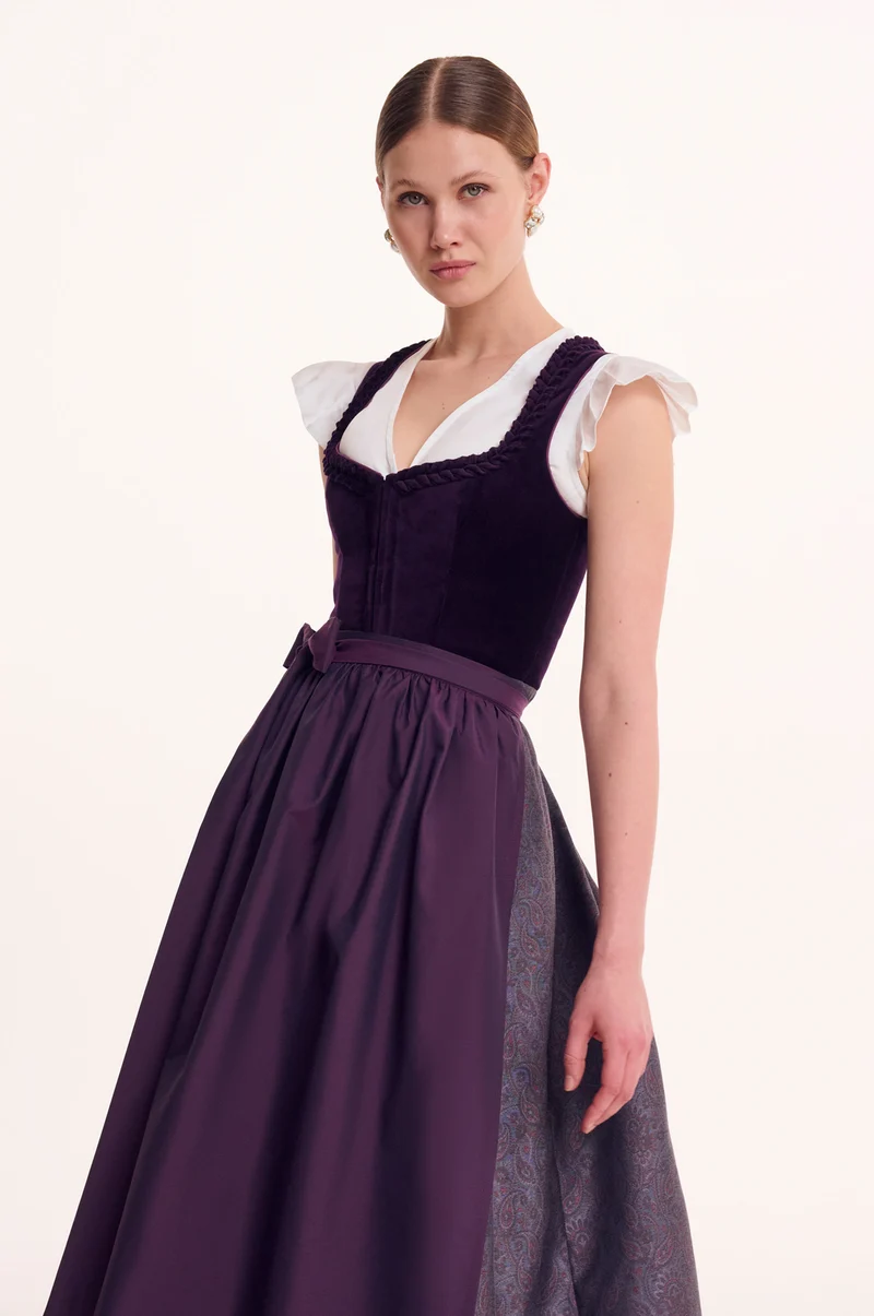 Dirndl Tara in Aubergine