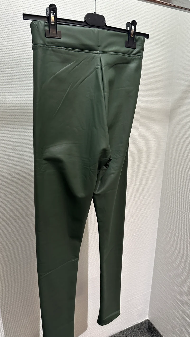 Leggings Lederoptik dunkelgrün