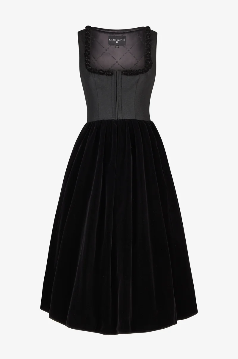 Dirndl Zadar in Schwarz