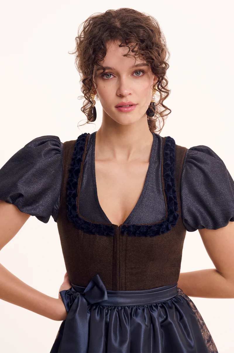 Dirndlbluse Anna in Nachtblau
