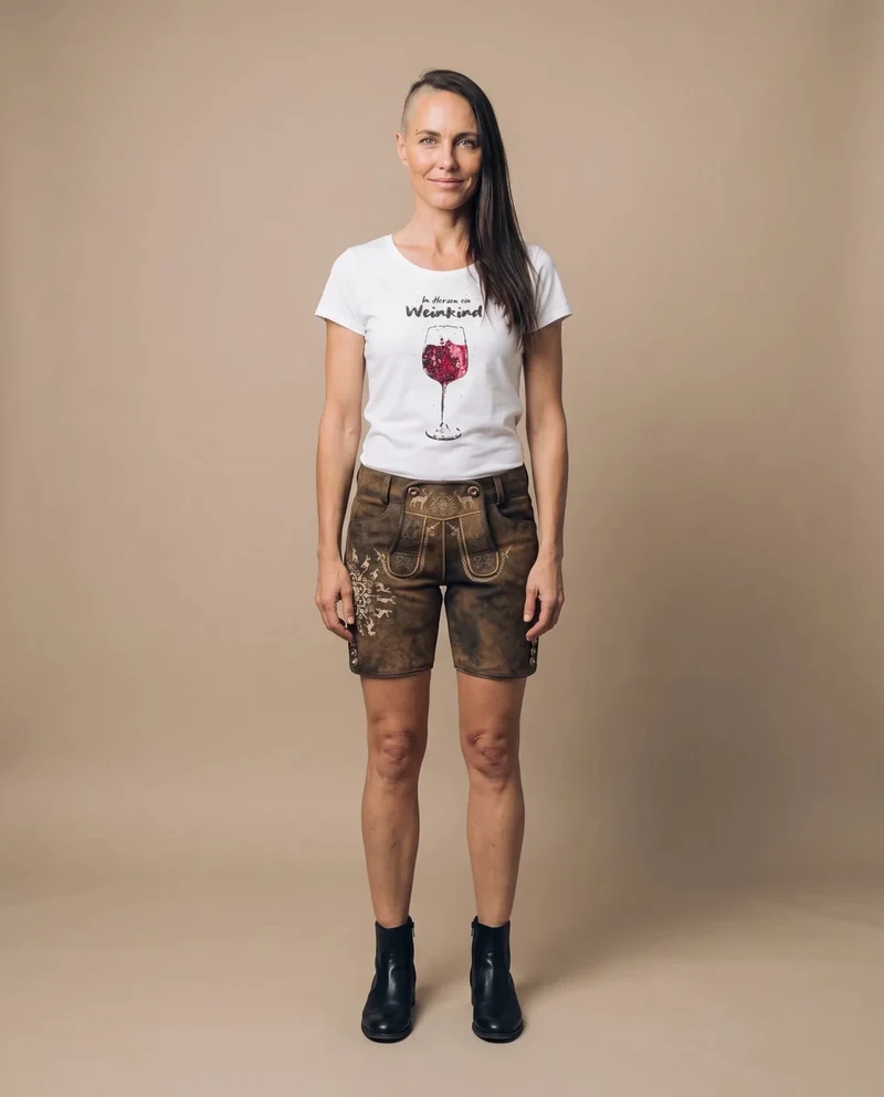 MODELL: WEINKIND