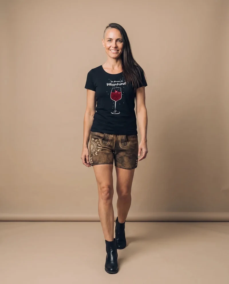 MODELL: WEINKIND