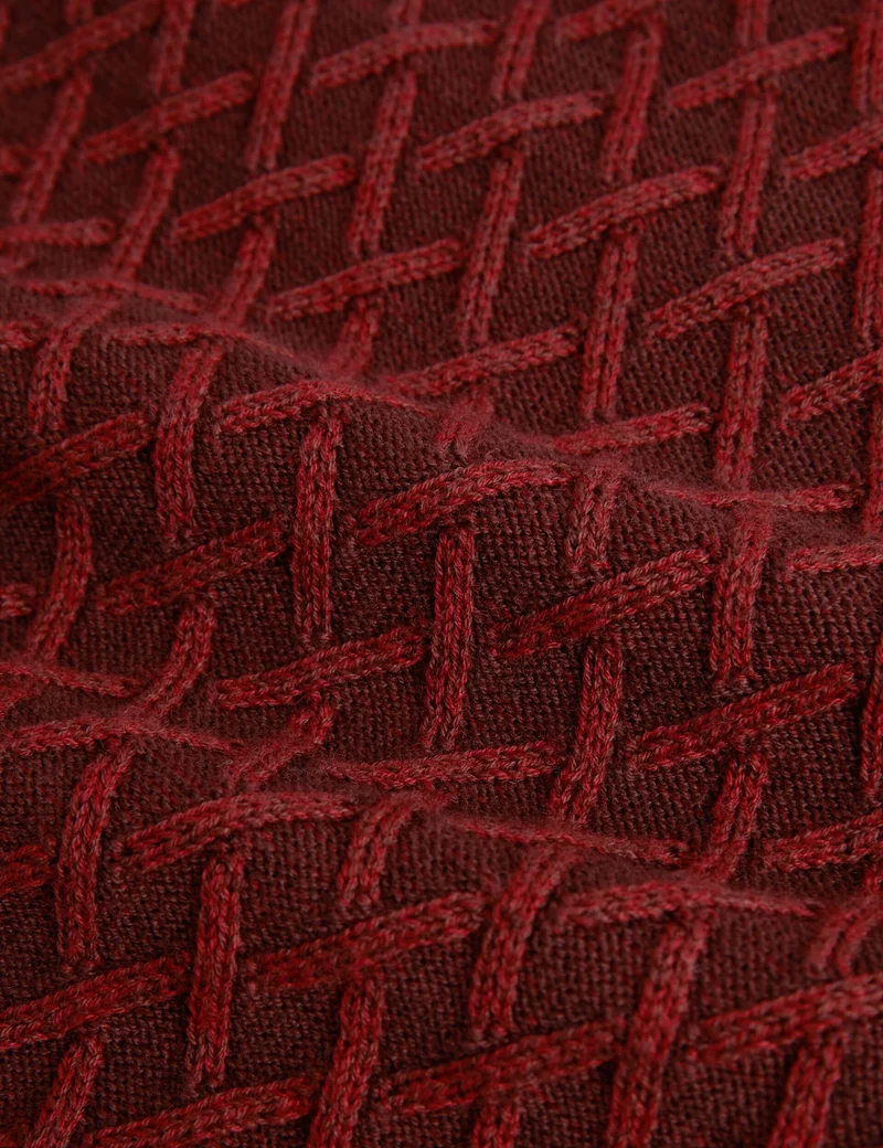 NUNNEZ | MAROON