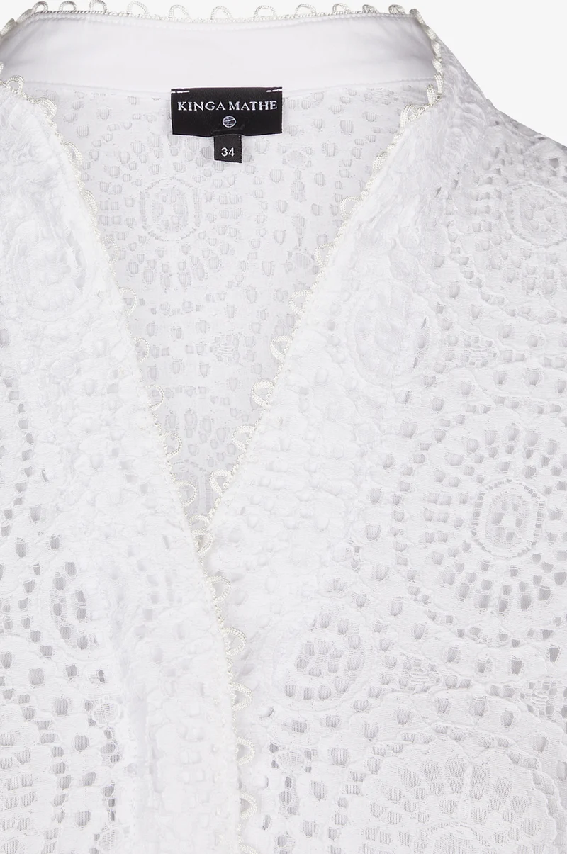 Dirndlbluse Suri mit Halbarm in weiß