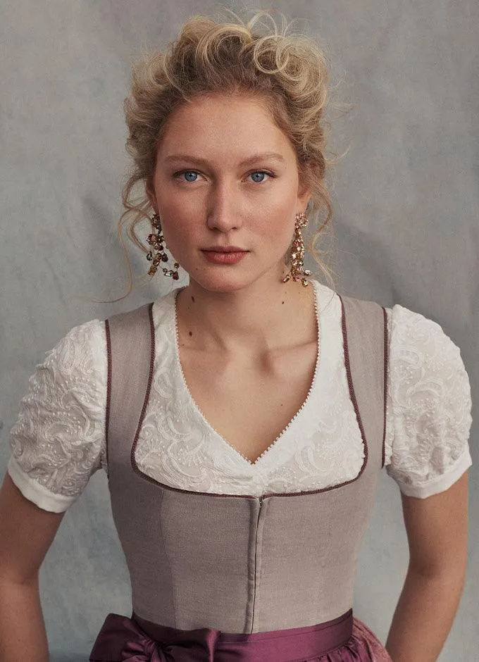 Dirndlbluse Ea in Ivory