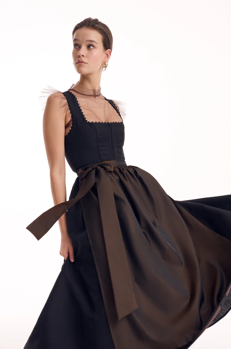 Dirndl Tirana in Schwarz