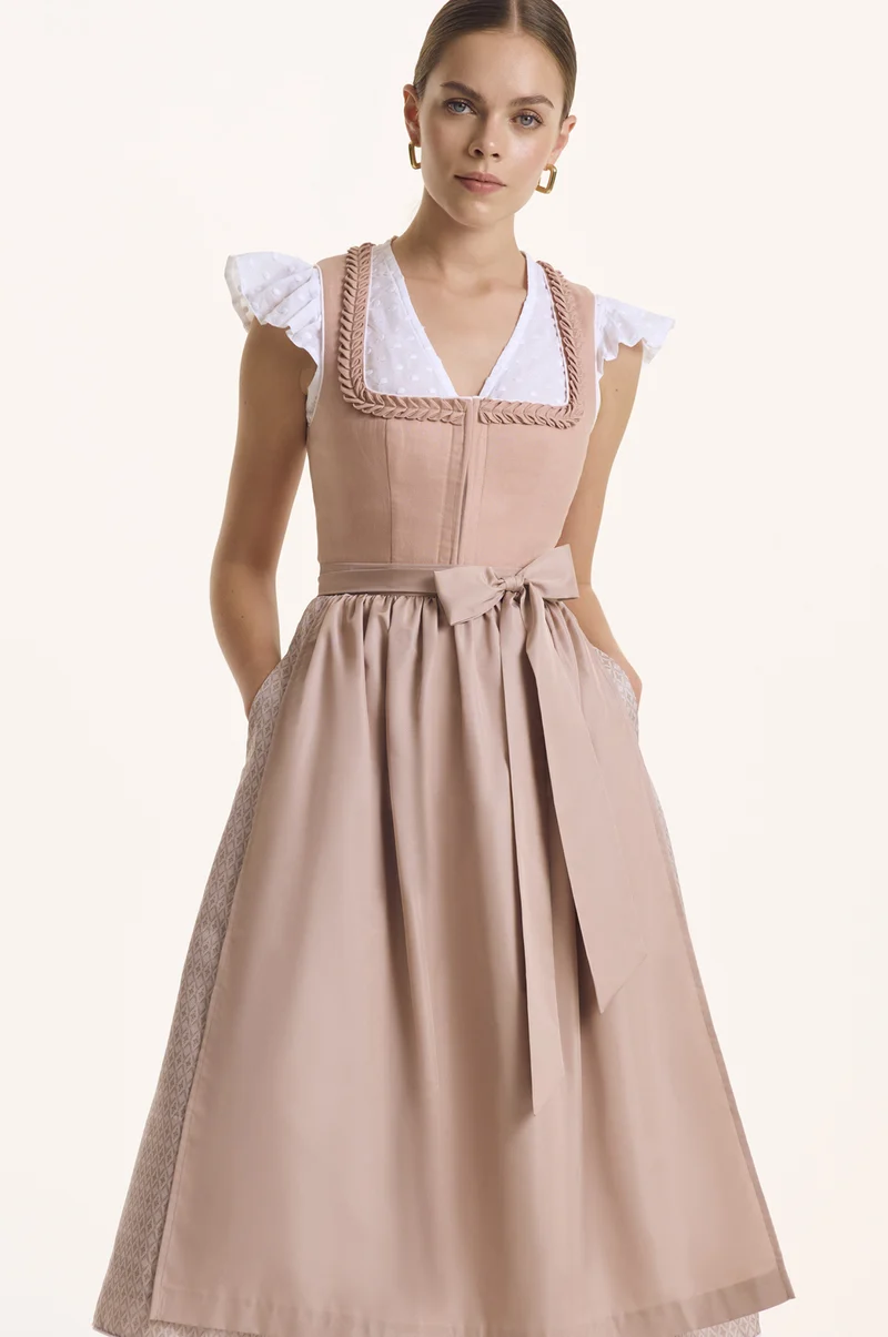 Dirndl Nela in Rose