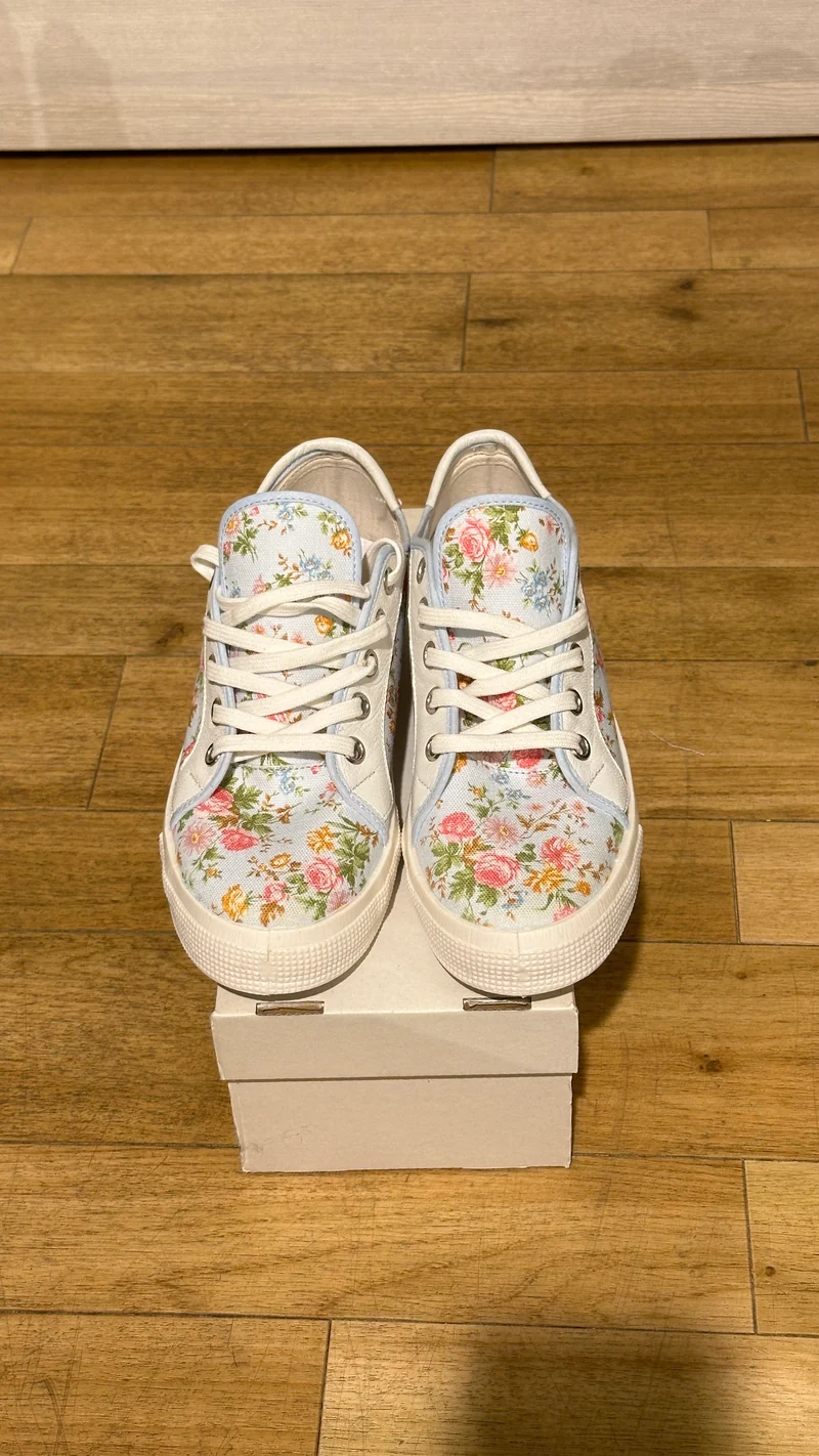 Trachten Sneaker Anno Domini Design Wiesenblume