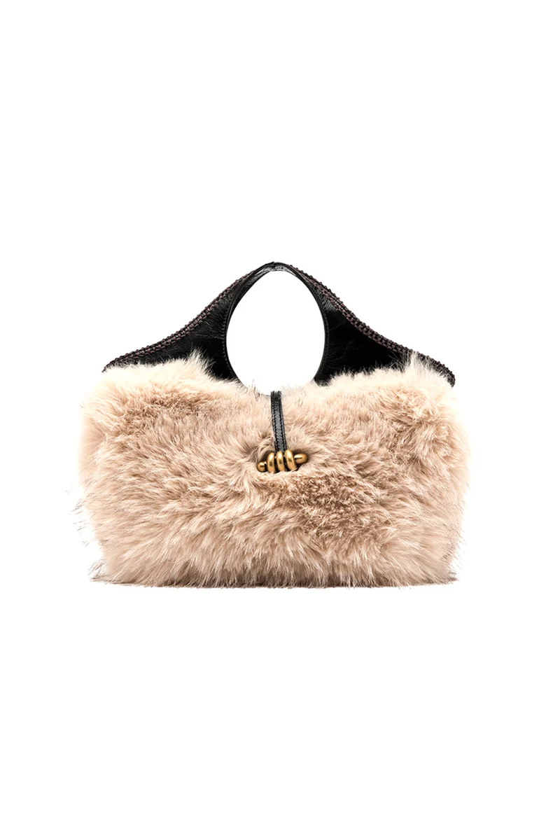 Gianni Chiarini Damen Handtasche Infinity aus Kunstpelz Alabaster