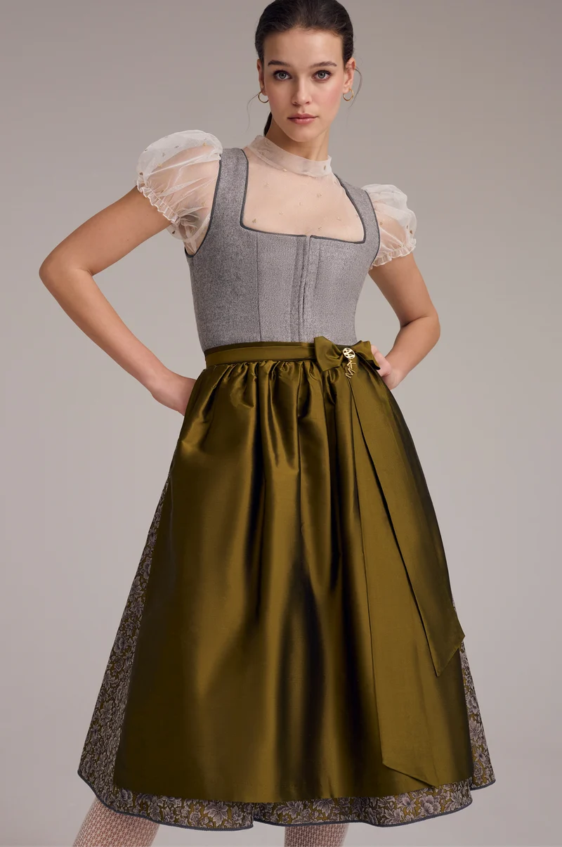 Dirndl Parma in Silber