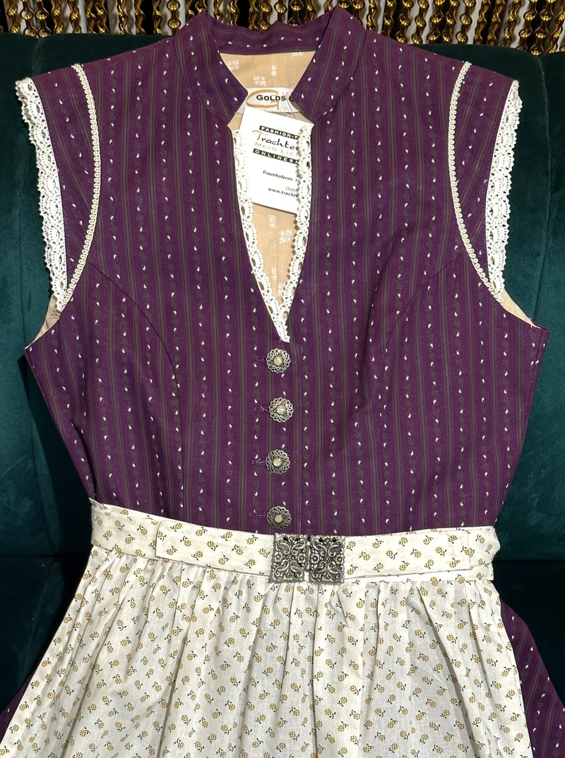 Baumwolldirndl Goldstich lila 65cm