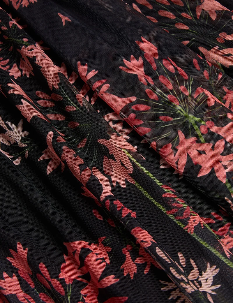 SUSENAA | BLACK