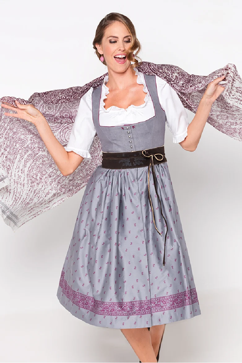 Dirndl mit Modelmuster