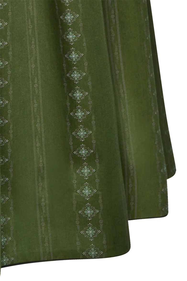 Dirndl im Ausseer Farbspiel