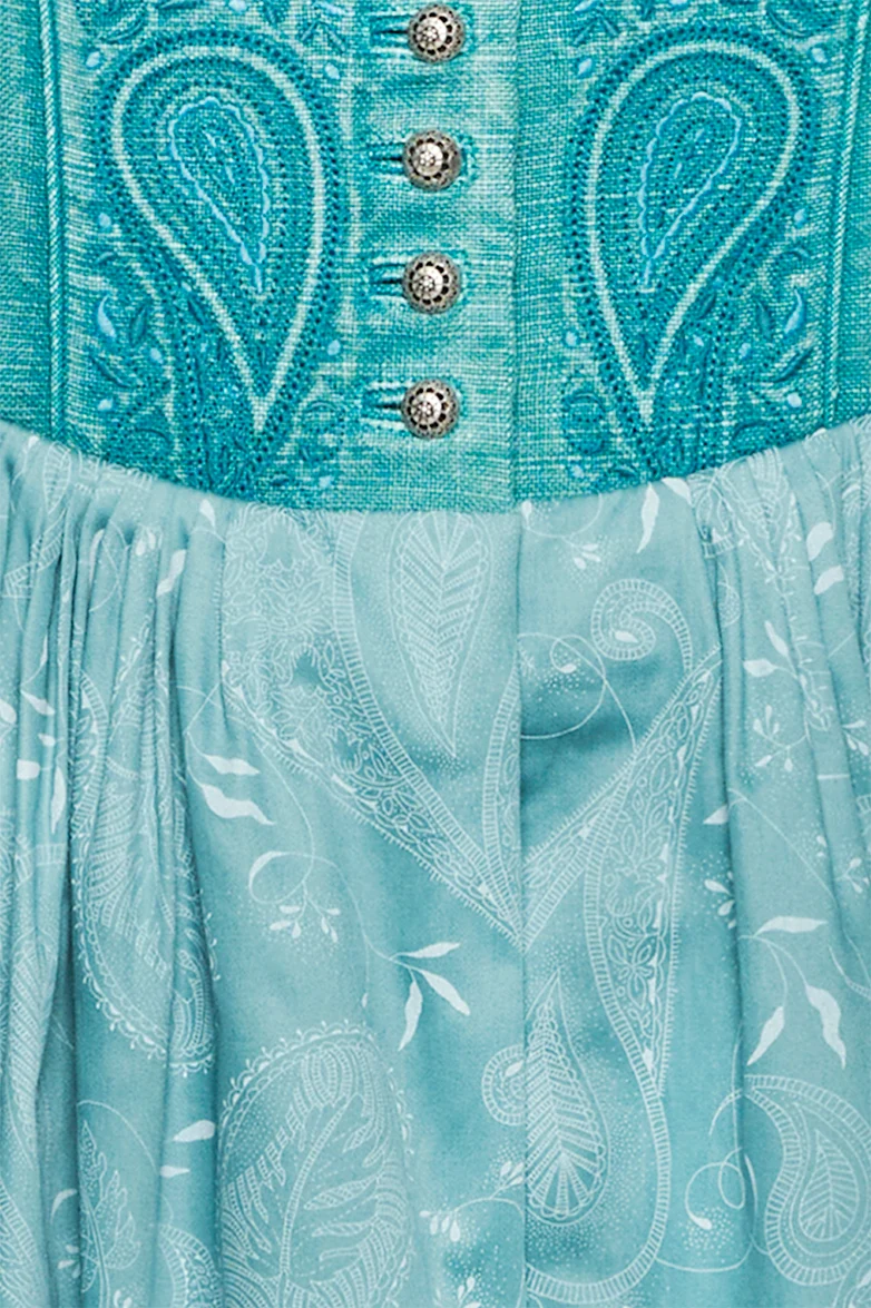 Stickerei-Dirndl