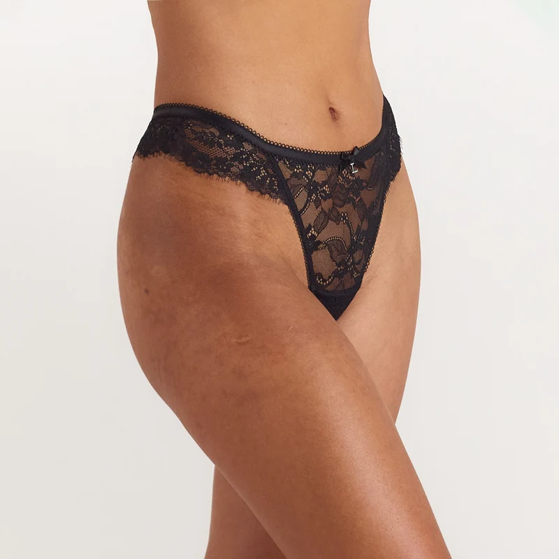 String mit Spitzenbesatz - Schwarz