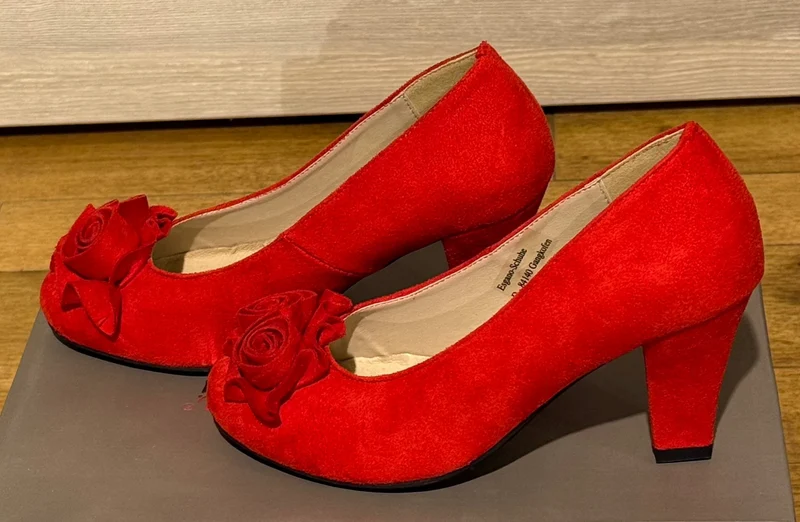 Trachten Dirndlschuh Pumps Andrea Conti rot