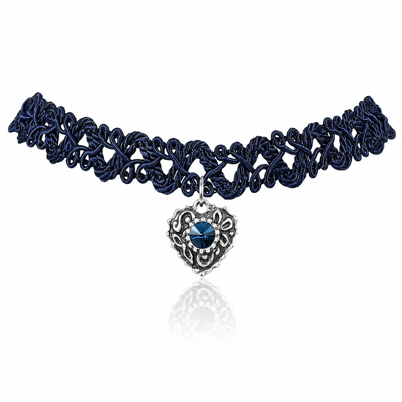 LUISIA® Spitzen Kropfband "Malina" mit Herzanhänger | Dunkelblau