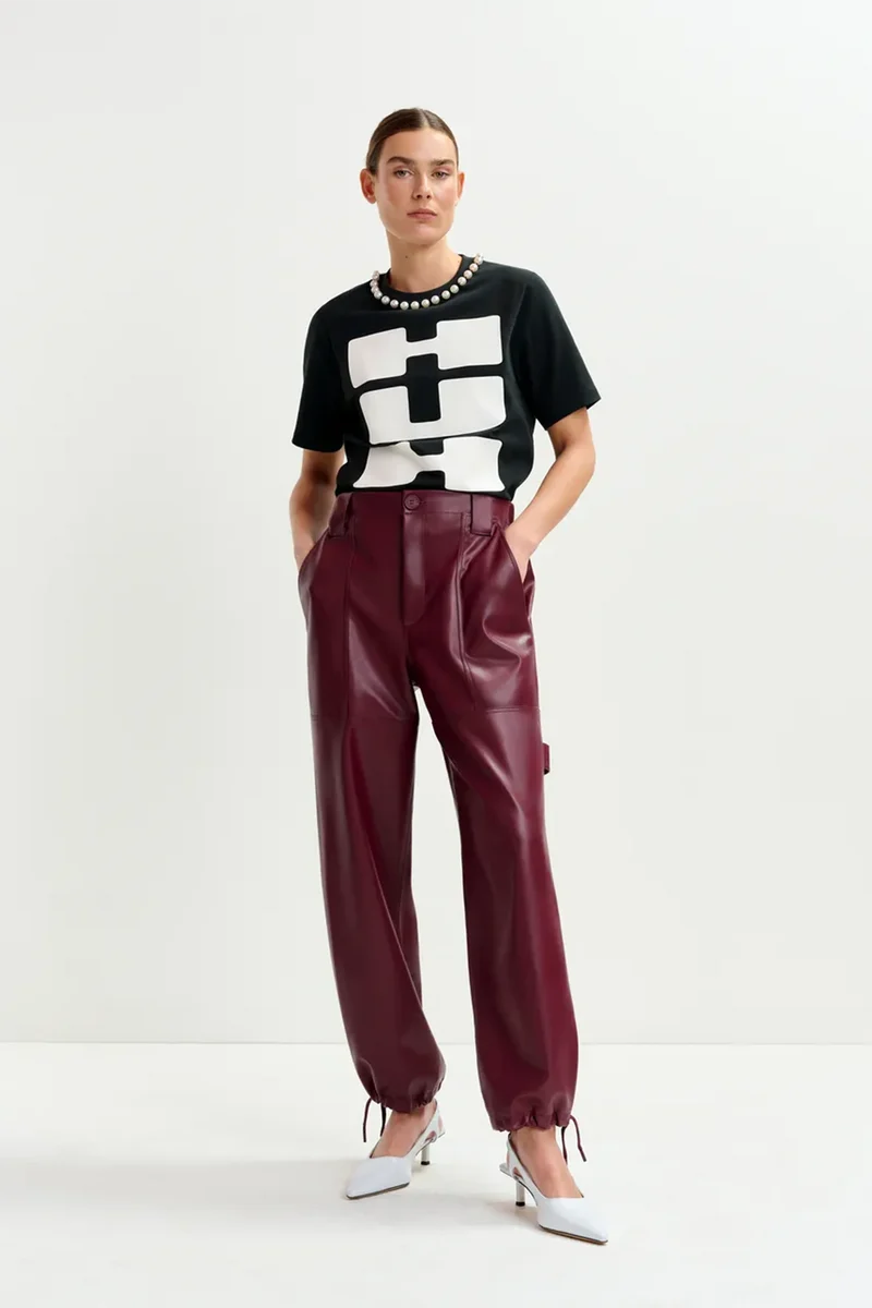 Essentiel Antwerp Damen Kunstlederhose Itao Burgund