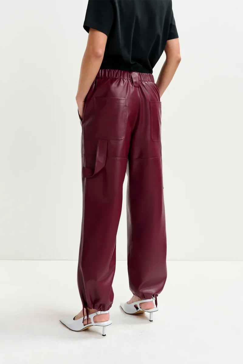 Essentiel Antwerp Damen Kunstlederhose Itao Burgund