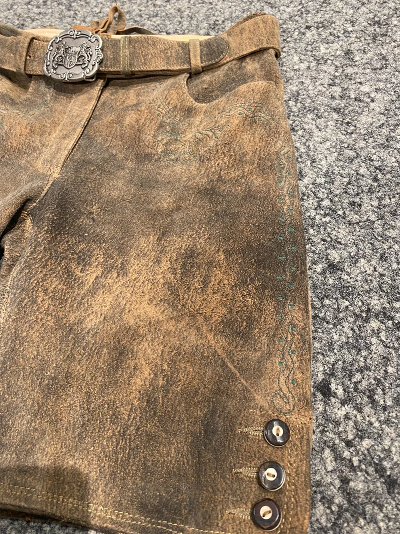 Damen Lederhose Almsach kurz braun