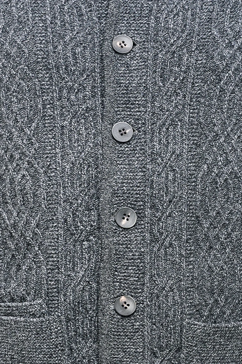 Strickjacke mit Kapuze