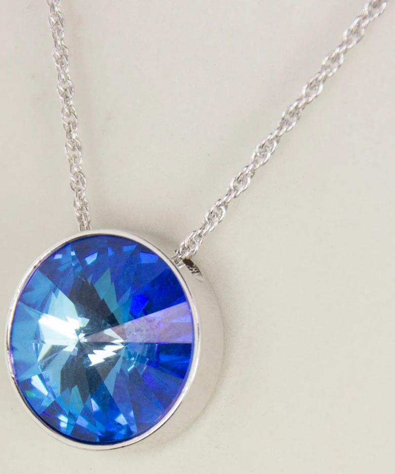 LUISIA® Halskette "Sinja" mit Premium Kristallen - 14 mm - Silber / Royal Blue Delite