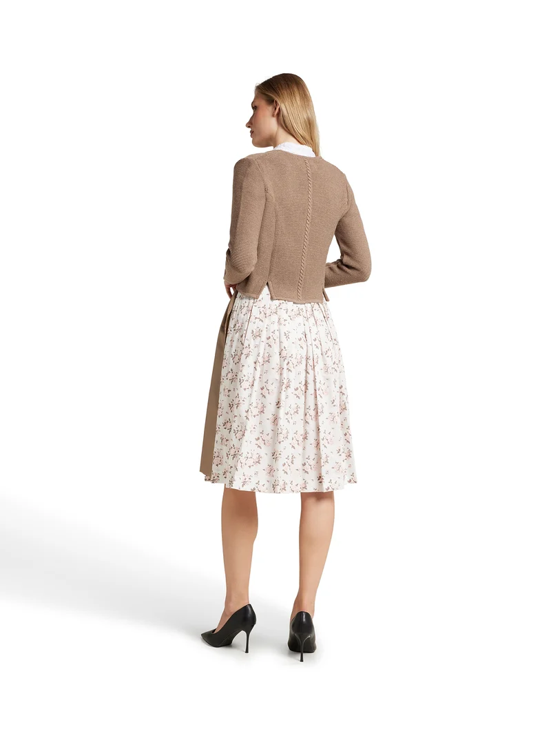 Klassische Strickjacke mit rundem Ausschnitt