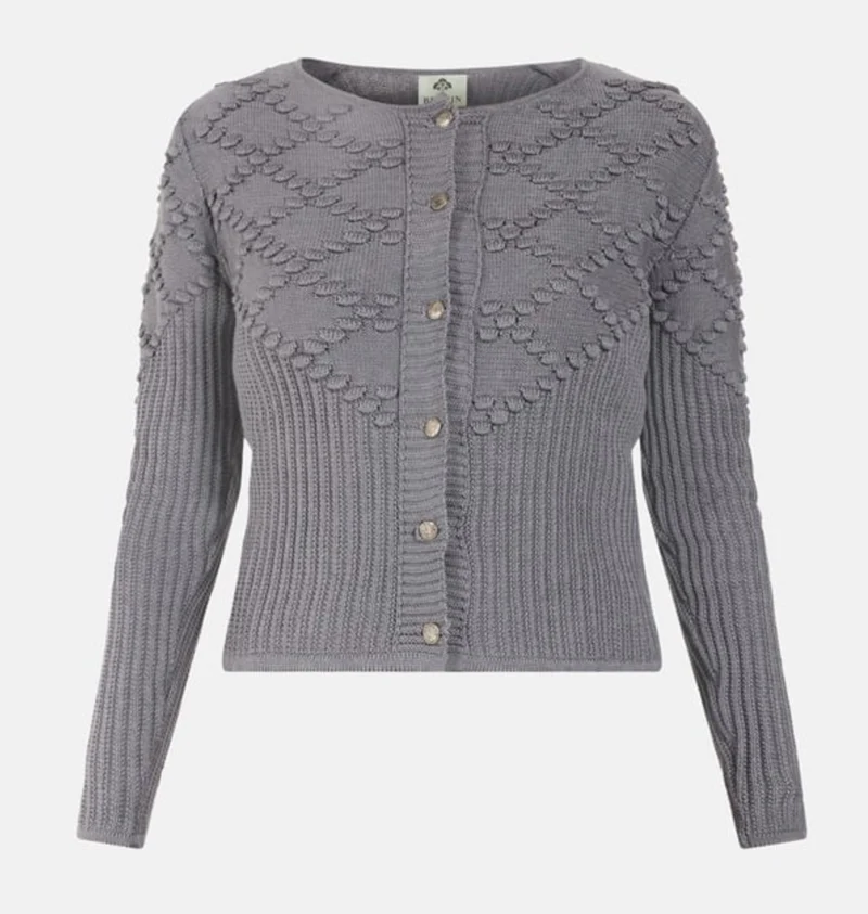 Taillierte Strickjacke mit Rautenmuster und Bommel