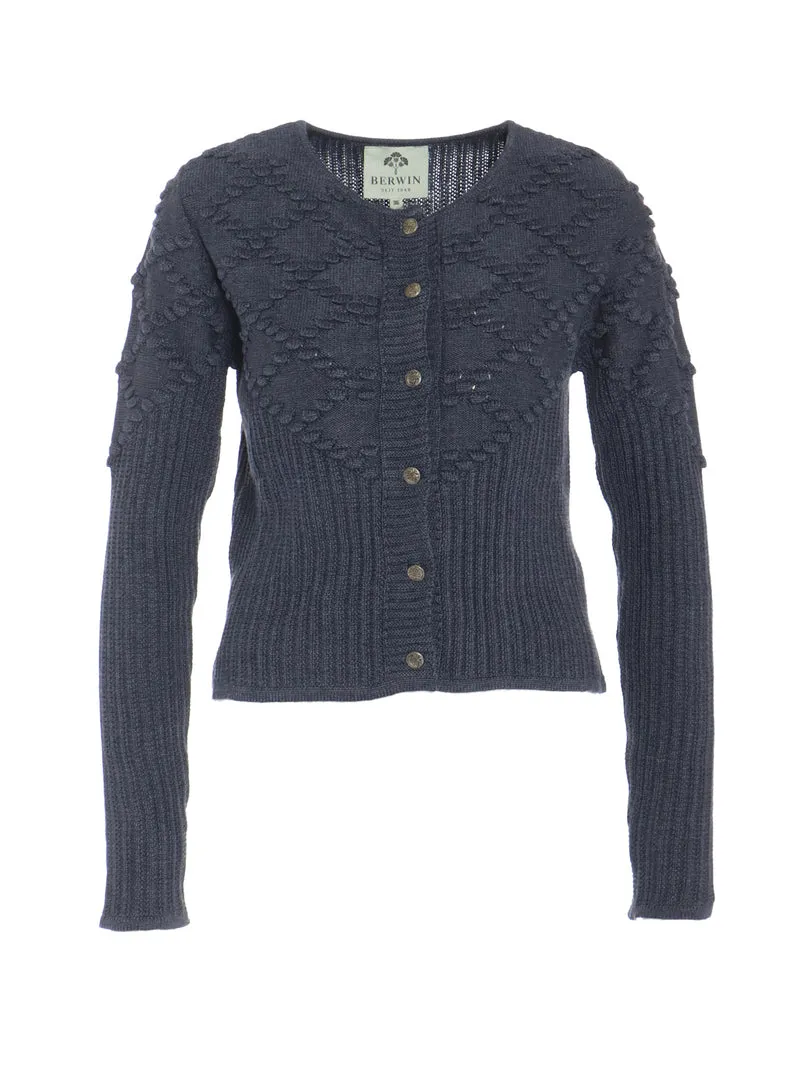Taillierte Strickjacke mit Rautenmuster und Bommel