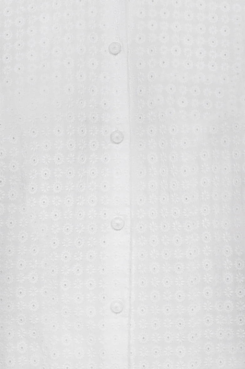 Lochstich-Bluse