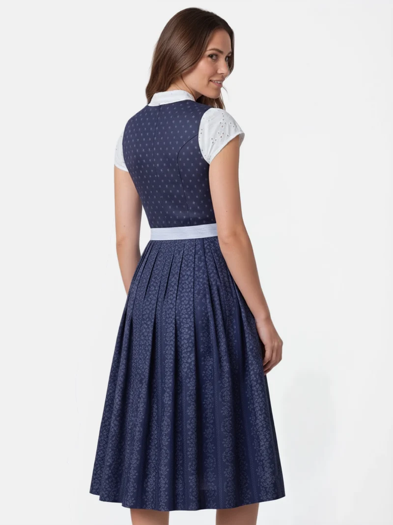 Schlichtes Baumwoll-Dirndl mit Streifenschürze