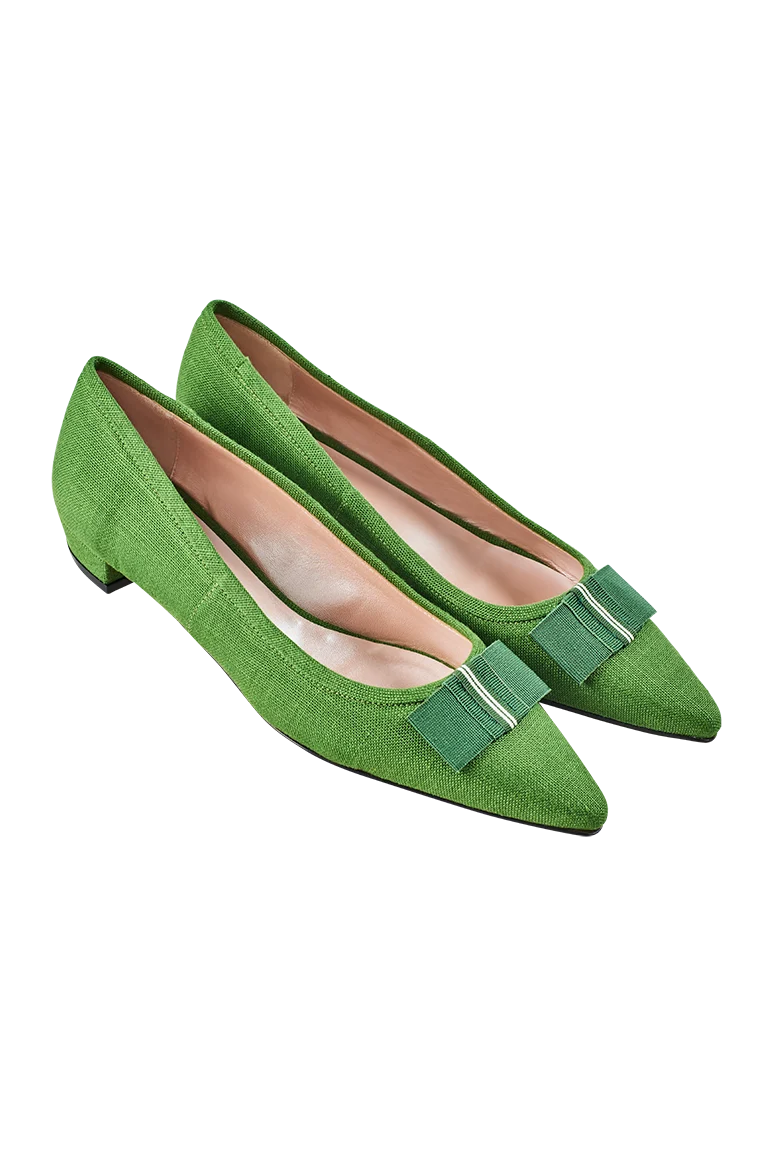 Ballerina aus Leinen
