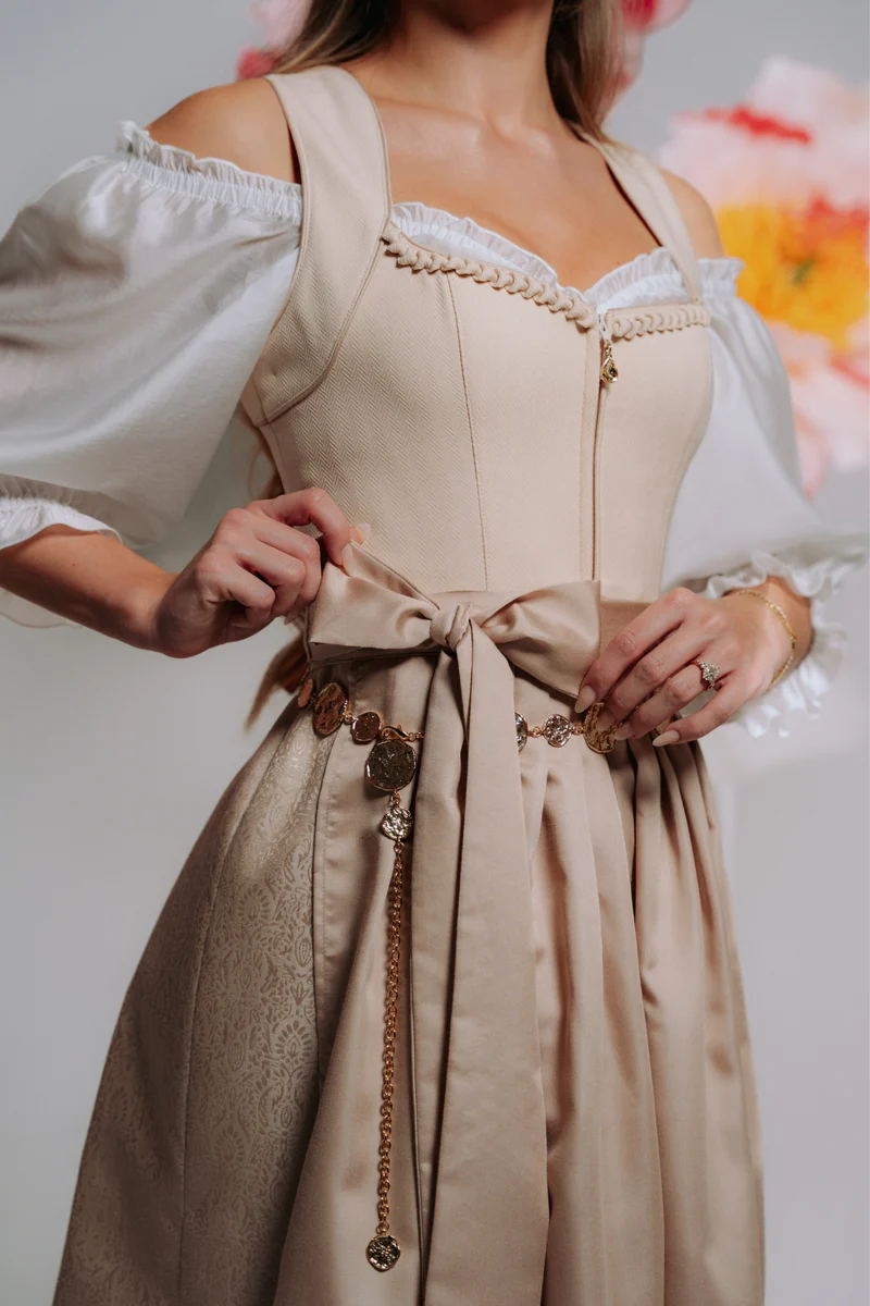 Dirndlbluse LIORA - Krüger Madl - 681172-000-0002 - Anna von Klinski