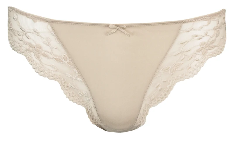 Nina von C. String mit floraler Spitze 48101971 | Latte Macchiato