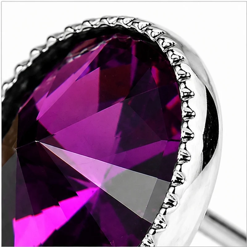 LUISIA® Solitär Ohrstecker "Joy" mit Kristallen von Swarovski® | Amethyst