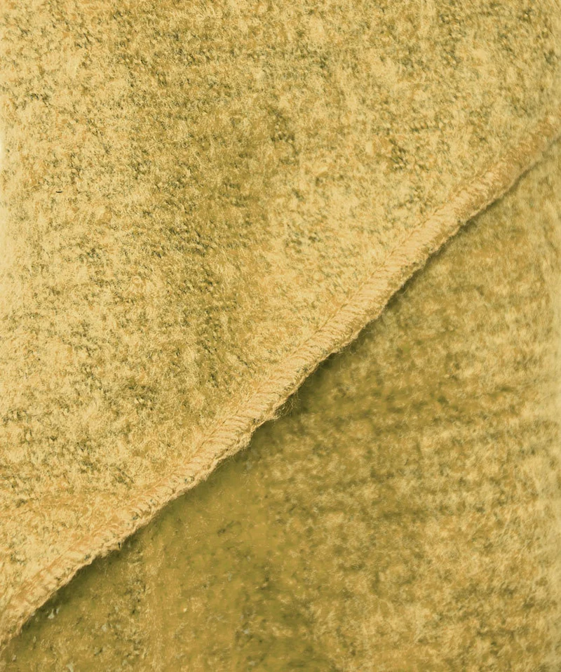 Kuscheliger Winter Schal "Eliana" 250 x 63 cm | Safrangelb