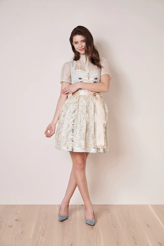 Krüger Dirndl "Dalina" Spitzenschürze 412465 | Hellblau Creme 50cm