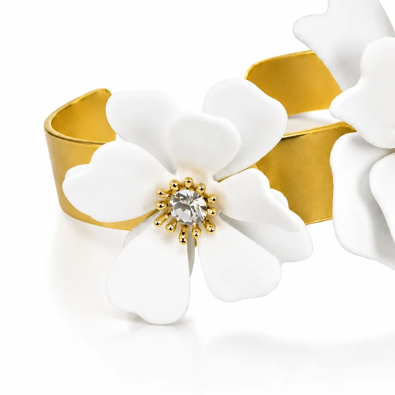 LUISIA® Armreif Armspange "Nelia" mit Blumen - 16 Karat vergoldet | Weiß