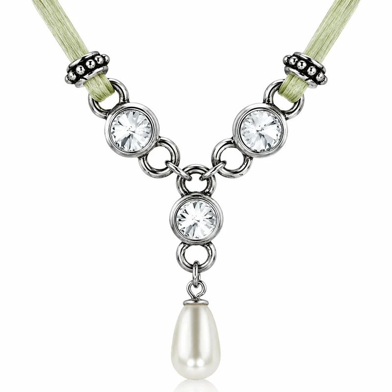 LUISIA® Halskette "Cami" mit Kristallen von Swarovski® und Perle | Lindgrün