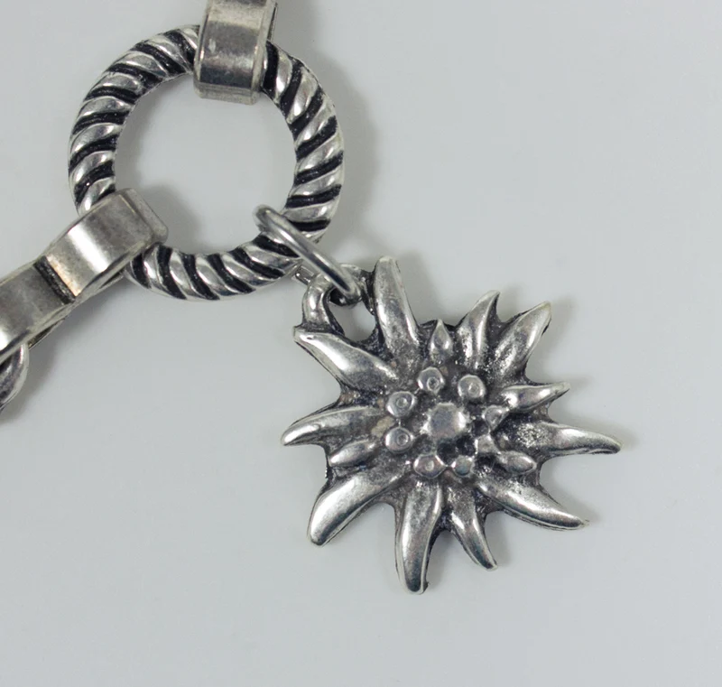 Charivari Kette mit Herz - Olivgrün