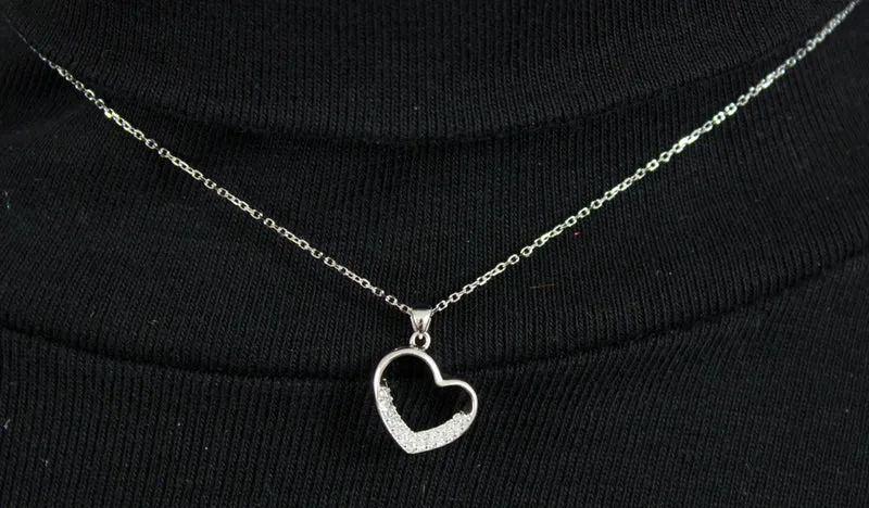 LUISIA Filigrane Damen Halskette mit Strass Herz- 925 Silber Schmuck mit Zirkonia Anhänger