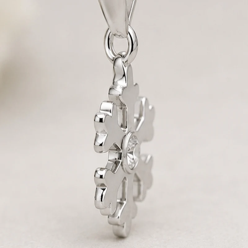 LUISIA Kettenanhänger Schneeflocke mit Kristall von Swarovski® | 925 Sterling Silber | Kristall